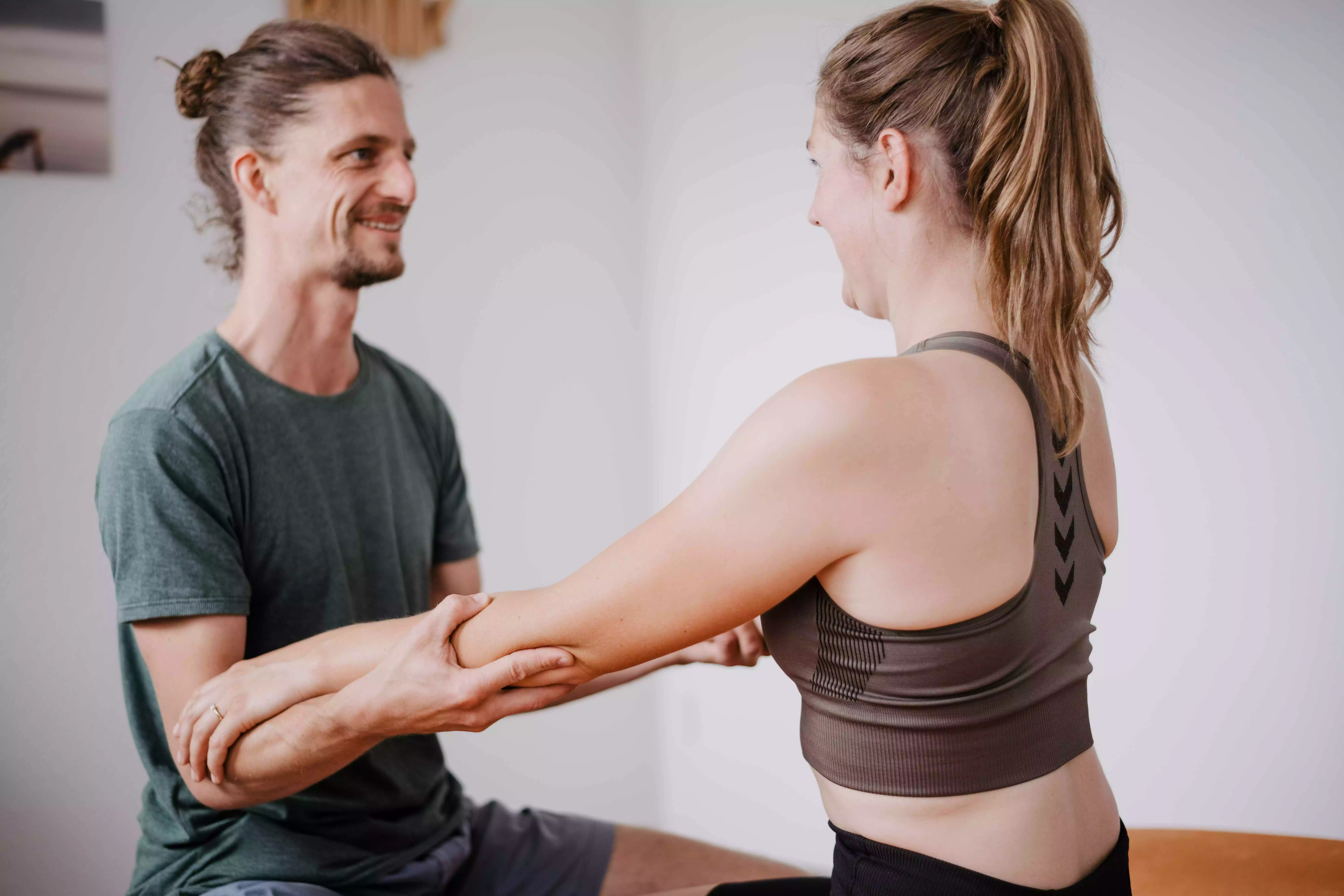 osteopathie-kiel-förde-osteopathie-arne-allermann-therapeut-behandlung-untersuchung-schulter-arm-schmerzen osteopathie-kiel-förde-osteopathie-arne-allermann-therapeut-behandlung-untersuchung-schulter-arm-schmerzen